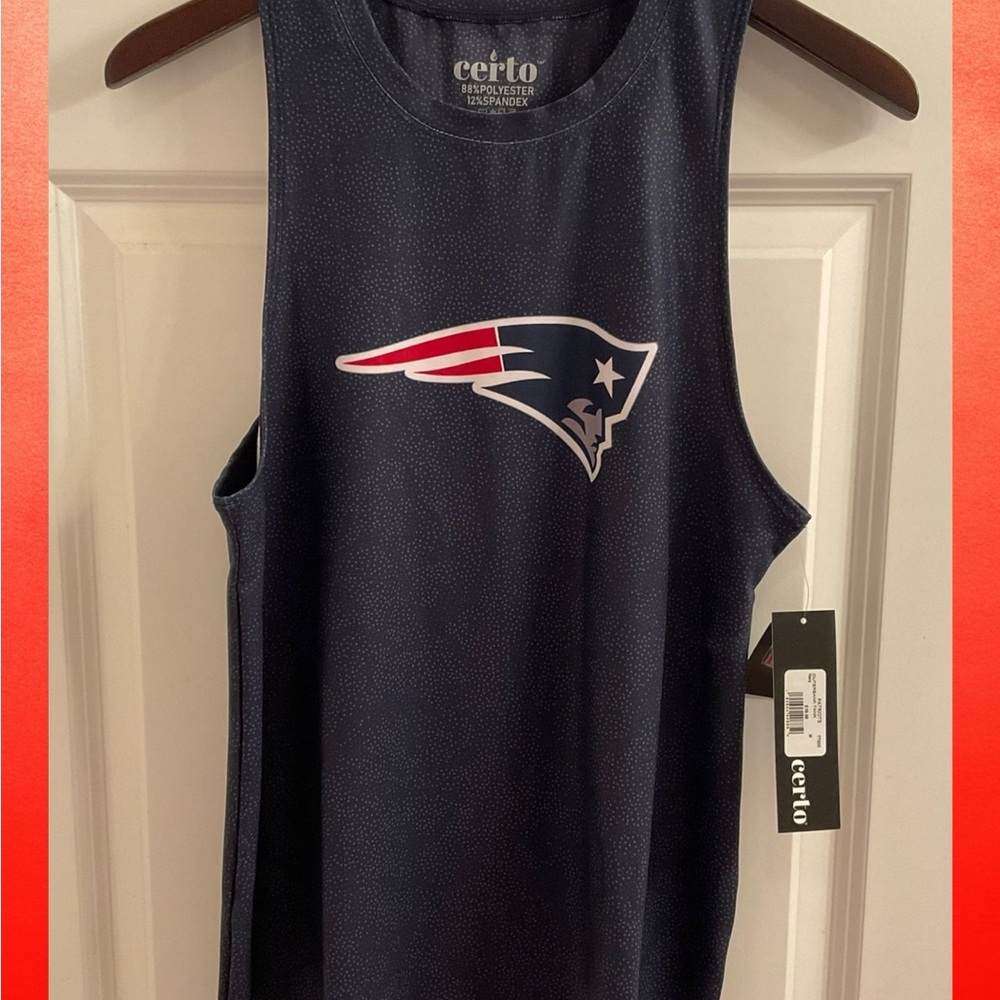 Certo Apparel New England Patriots Outerbank Tank - NWT - Medium